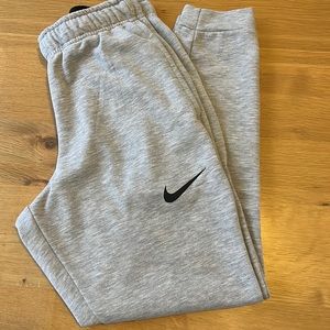 Nike Mens Dri-fit sweatpants